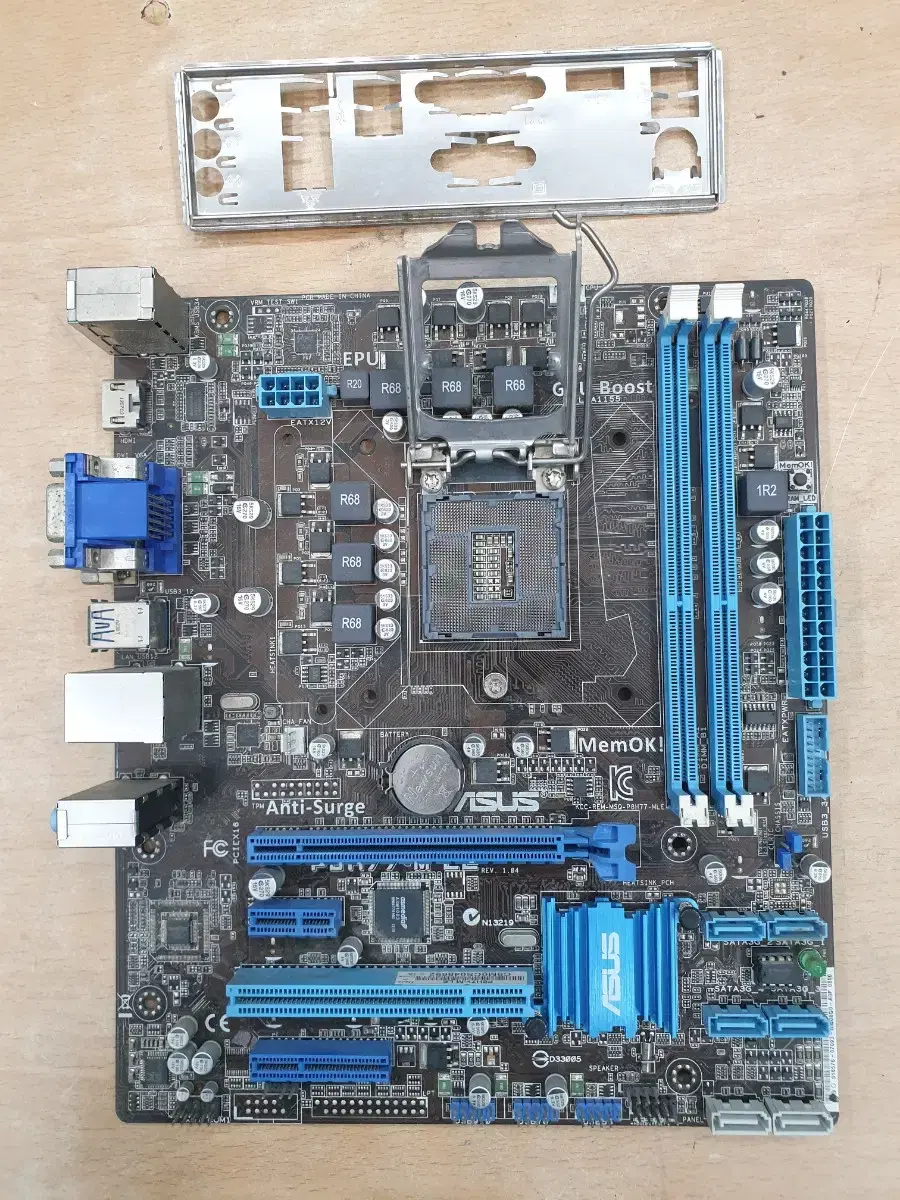 ASUS P8H77-M LE 메인보드